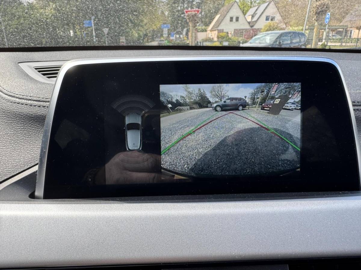 BMW X2 BMW X2 sDrive18i Executive automaat trekhaak stoelv boekjes