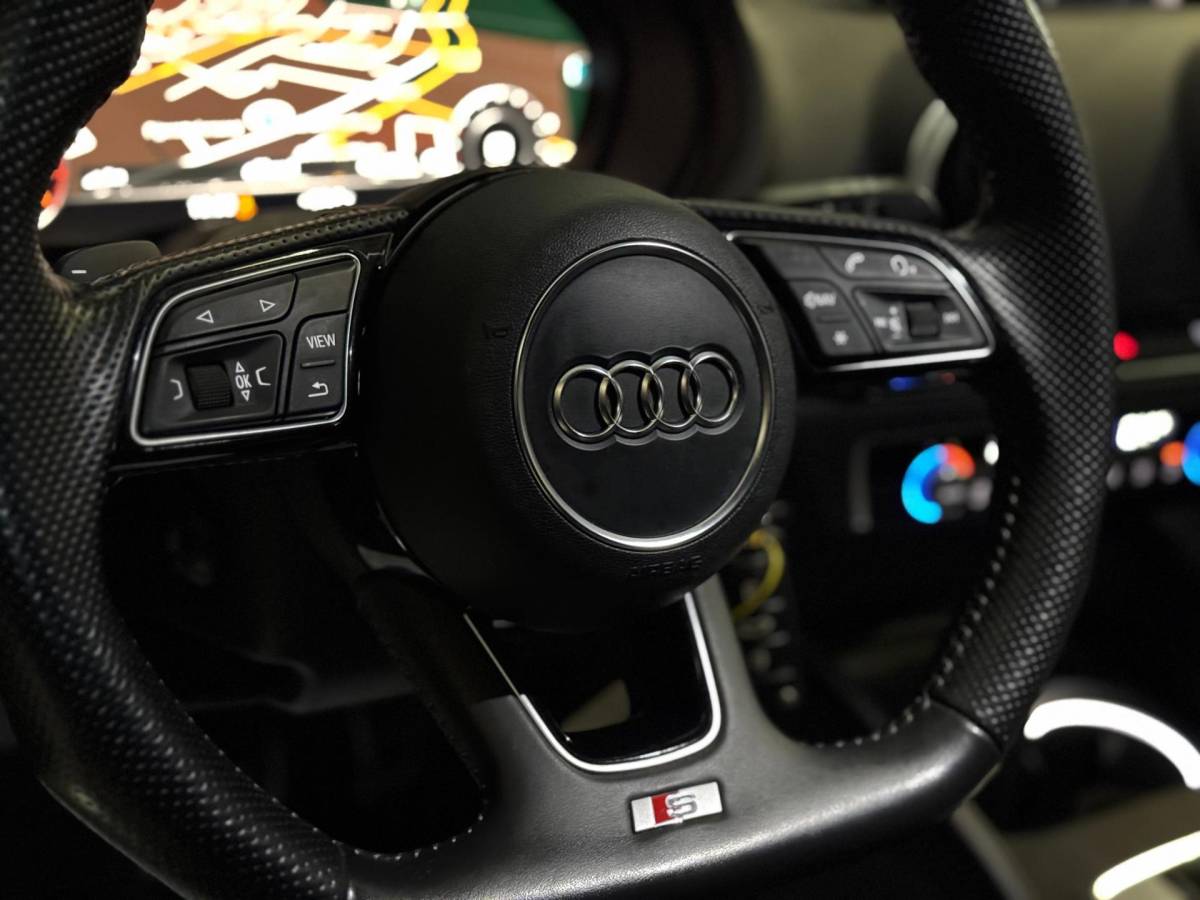 Audi A3 Audi A3 Sportback 1.5 TFSI CoD 3X S-LINE | VIRTUAL | NAP | LED | ORG. NL!