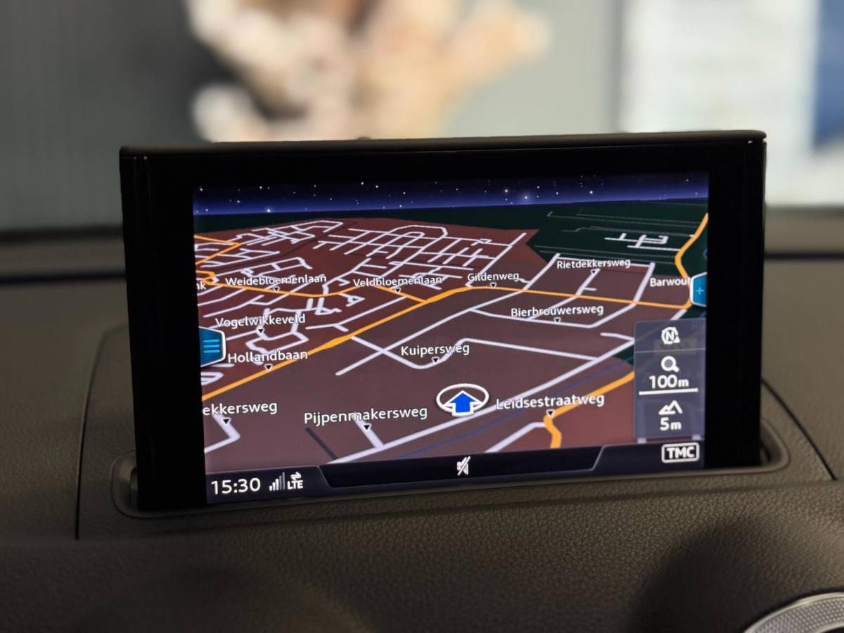Audi A3 Audi A3 Sportback 1.5 TFSI CoD 3X S-LINE | VIRTUAL | NAP | LED | ORG. NL!