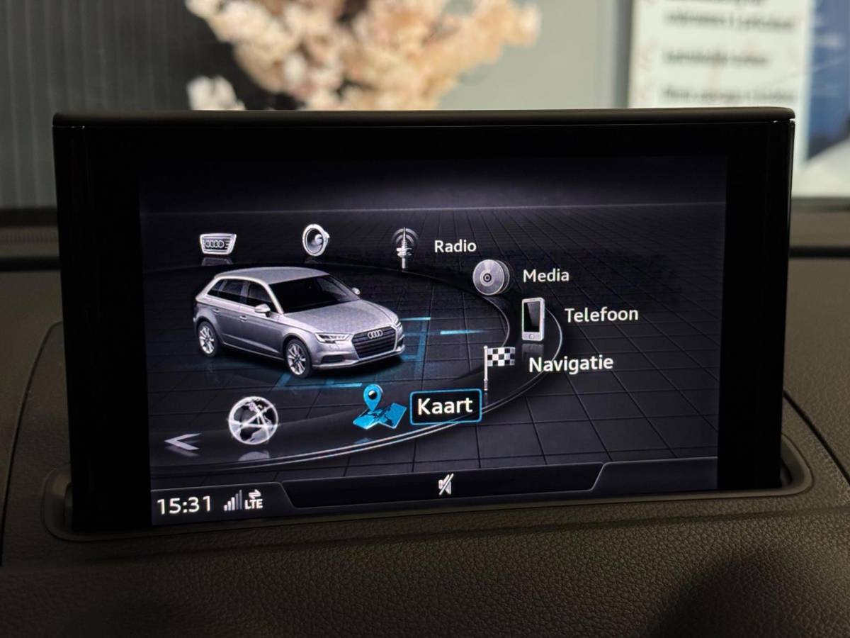 Audi A3 Audi A3 Sportback 1.5 TFSI CoD 3X S-LINE | VIRTUAL | NAP | LED | ORG. NL!