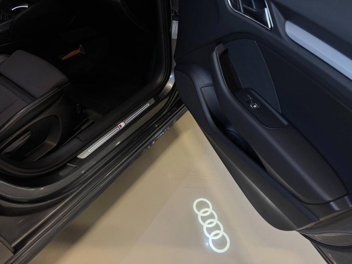 Audi A3 Audi A3 Sportback 1.5 TFSI CoD 3X S-LINE | VIRTUAL | NAP | LED | ORG. NL!