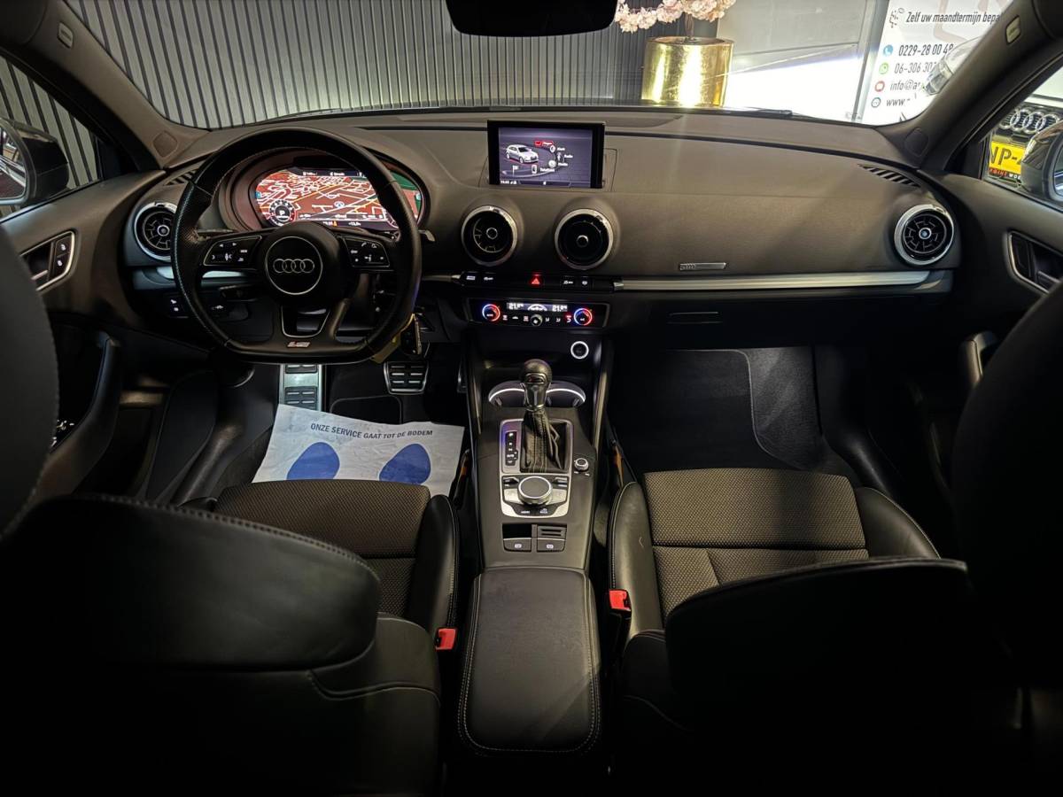 Audi A3 Audi A3 Sportback 1.5 TFSI CoD 3X S-LINE | VIRTUAL | NAP | LED | ORG. NL!