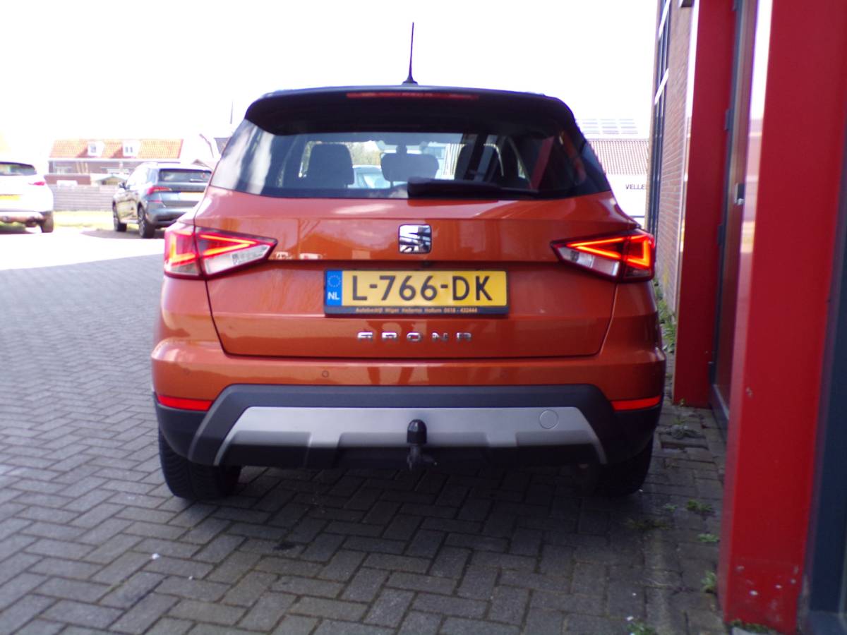 SEAT Arona SEAT Arona 1.0 TSI Xcellence Business Intense DSG Carplay/Android Trekhaak Camera Bomvol!!!