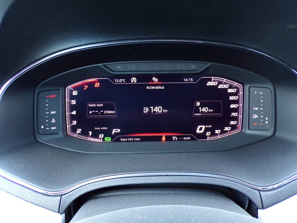 SEAT Arona SEAT Arona 1.0 TSI Xcellence Business Intense DSG Carplay/Android Trekhaak Camera Bomvol!!!