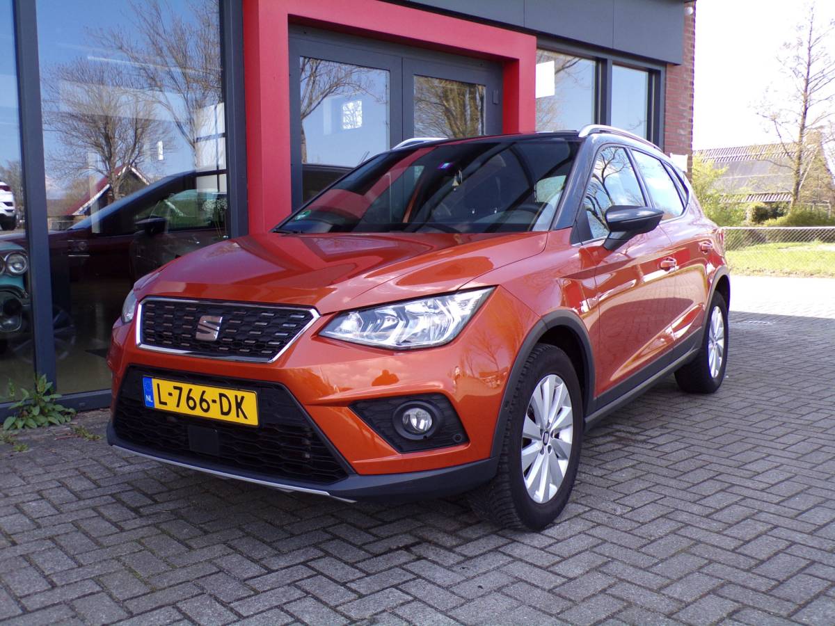 SEAT Arona SEAT Arona 1.0 TSI Xcellence Business Intense DSG Carplay/Android Trekhaak Camera Bomvol!!!