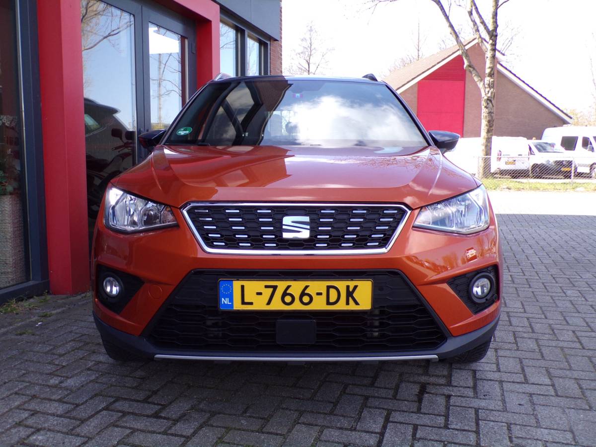 SEAT Arona SEAT Arona 1.0 TSI Xcellence Business Intense DSG Carplay/Android Trekhaak Camera Bomvol!!!
