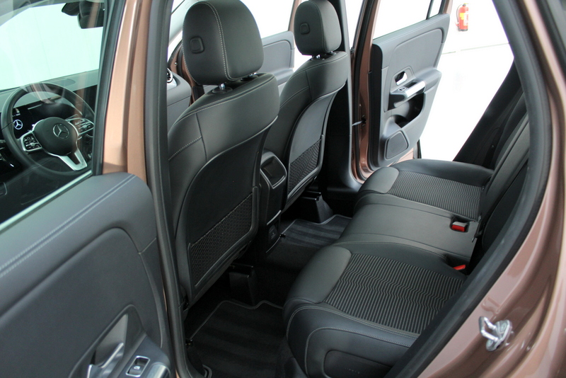 Mercedes-Benz GLA Mercedes-Benz GLA-klasse 250 e HYBRID,  Business Solution Luxury Limited 218PK, RIJKLAAR |  PANORAMADAK | DEELS LEER | STOELVERWARMING | CAMERA