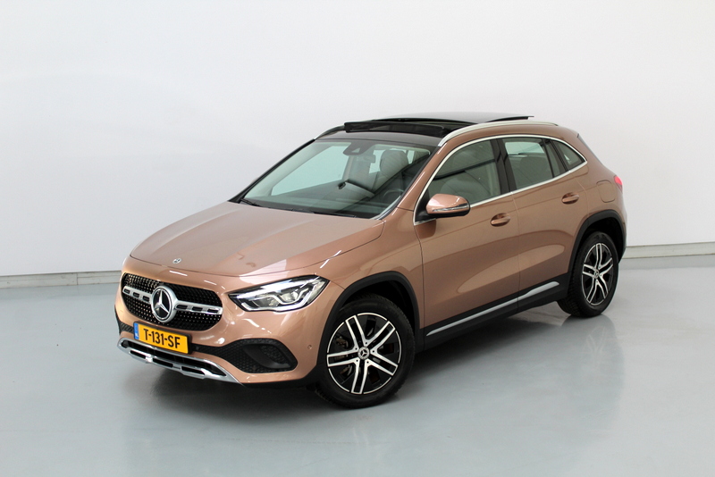 Mercedes-Benz GLA Mercedes-Benz GLA-klasse 250 e HYBRID,  Business Solution Luxury Limited 218PK, RIJKLAAR |  PANORAMADAK | DEELS LEER | STOELVERWARMING | CAMERA