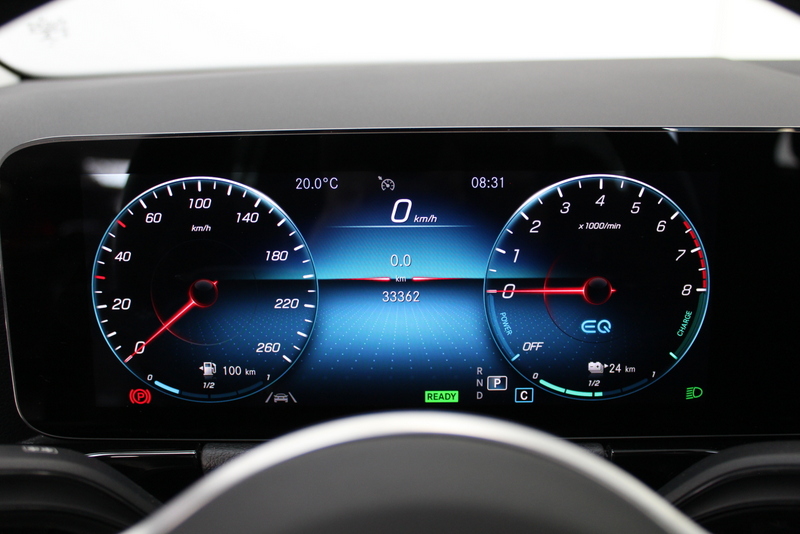 Mercedes-Benz GLA Mercedes-Benz GLA-klasse 250 e HYBRID,  Business Solution Luxury Limited 218PK, RIJKLAAR |  PANORAMADAK | DEELS LEER | STOELVERWARMING | CAMERA