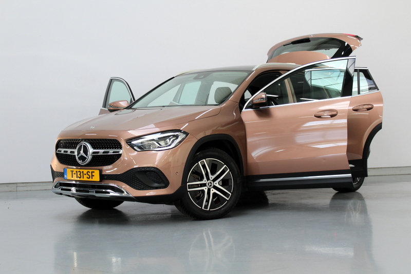 Mercedes-Benz GLA Mercedes-Benz GLA-klasse 250 e HYBRID,  Business Solution Luxury Limited 218PK, RIJKLAAR |  PANORAMADAK | DEELS LEER | STOELVERWARMING | CAMERA