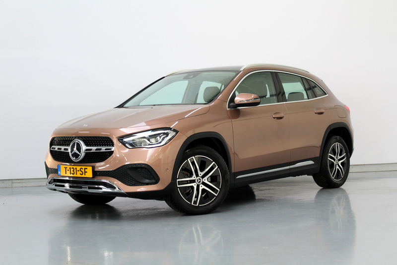 Mercedes-Benz GLA Mercedes-Benz GLA-klasse 250 e HYBRID,  Business Solution Luxury Limited 218PK, RIJKLAAR |  PANORAMADAK | DEELS LEER | STOELVERWARMING | CAMERA
