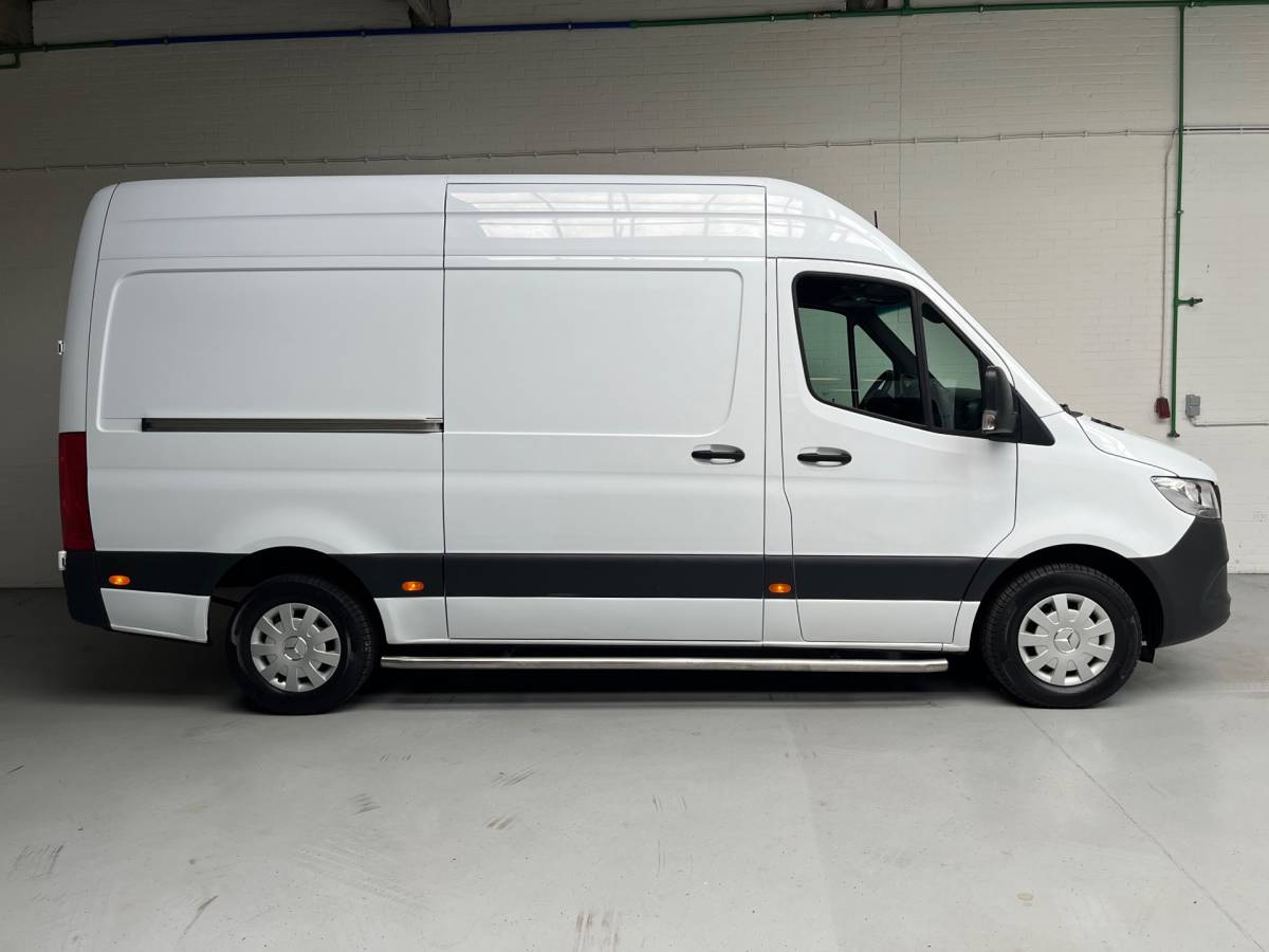 Mercedes-Benz Sprinter Mercedes-Benz Sprinter Servicewagen 311 2.2 CDI euro6 L2H2, Inrichting, Omvormer V230, Compressor, Oprijplaat, RIJKLAARPRIJS