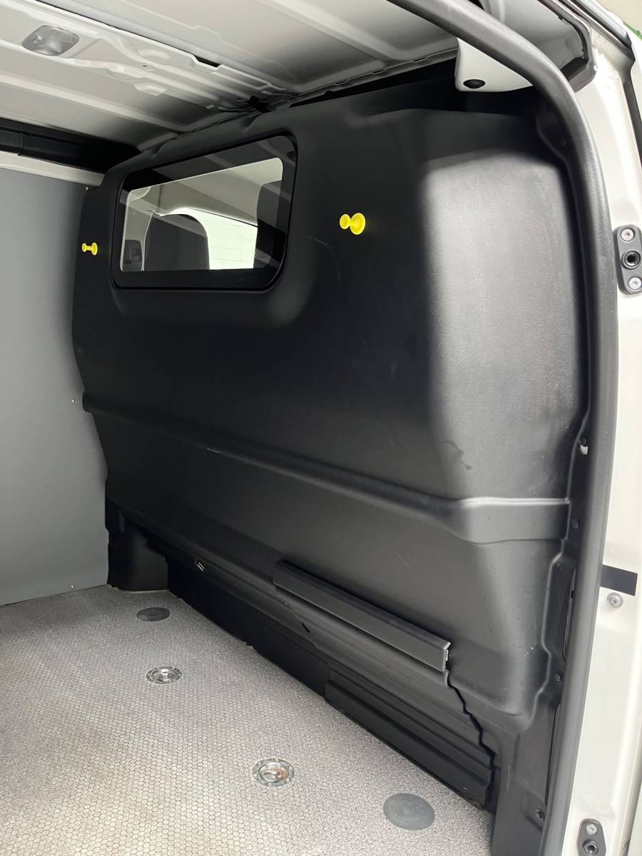 Peugeot Expert Peugeot Expert L3H1 SERVICEWAGEN AUTOMAAT 2.0 BlueHDI 145PK euro6 Long Premium, 3Persoons, BOTT INRICHTING, RIJKLAARPRIJS!