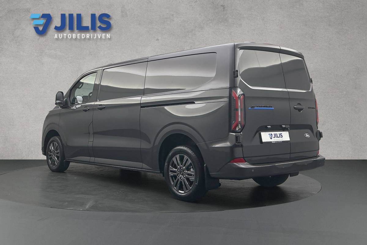 Ford E-Transit Ford E-Transit Cust. 320 L2H1 Sport 65 kWh | 2x schuifdeur | 2-zitplaatsen rechtsvoor | Stoelverwarming