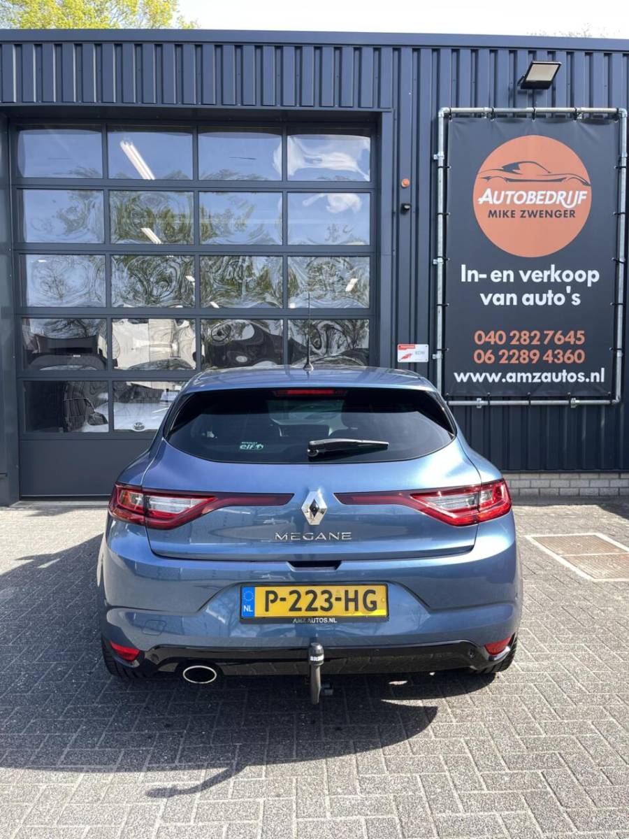 Renault Mégane Renault Megane 1.2 TCe Intens CAMERA|KEYLESS|SFEERVERLICHTING|LED|TREKHAAK|STOELVERWARMING