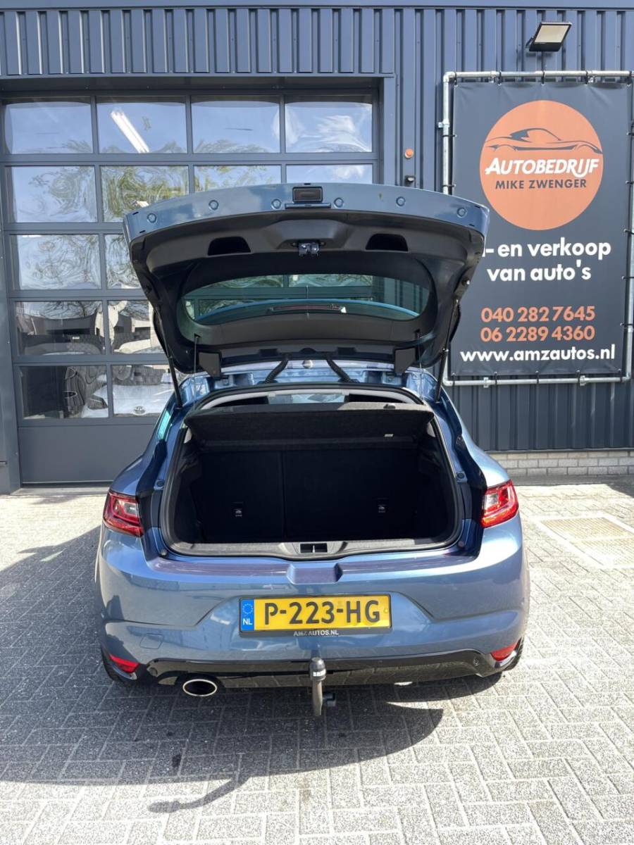Renault Mégane Renault Megane 1.2 TCe Intens CAMERA|KEYLESS|SFEERVERLICHTING|LED|TREKHAAK|STOELVERWARMING