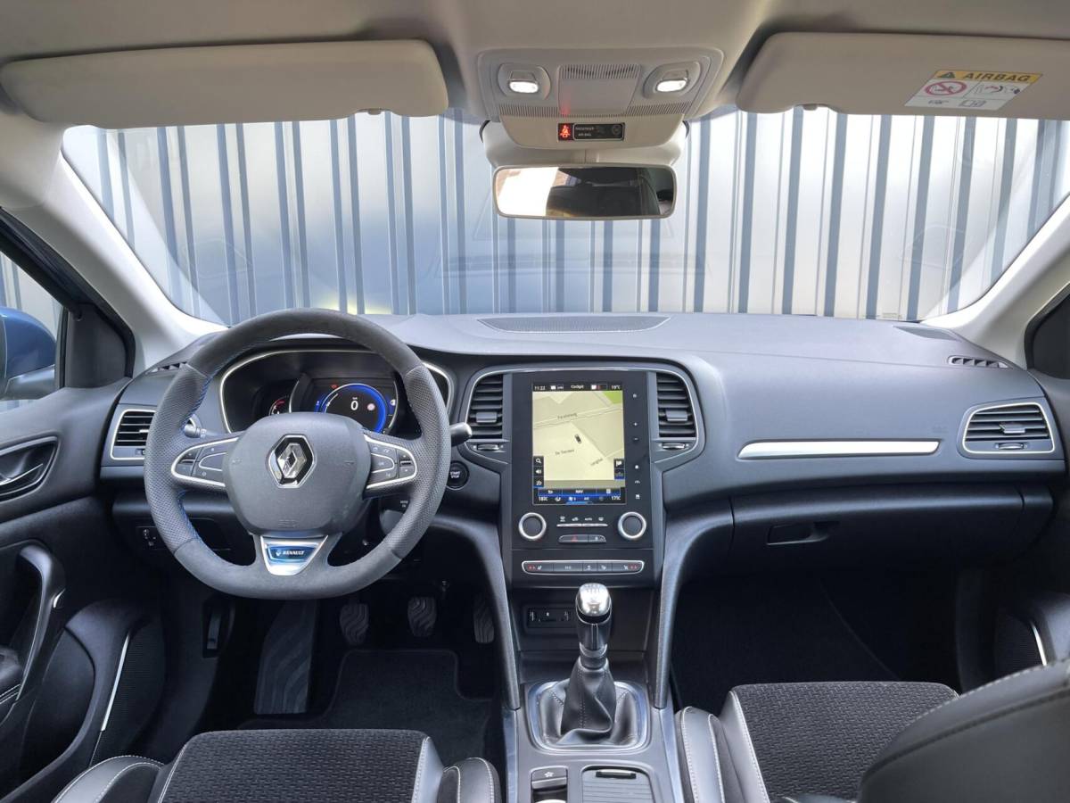 Renault Mégane Renault Megane 1.2 TCe Intens CAMERA|KEYLESS|SFEERVERLICHTING|LED|TREKHAAK|STOELVERWARMING