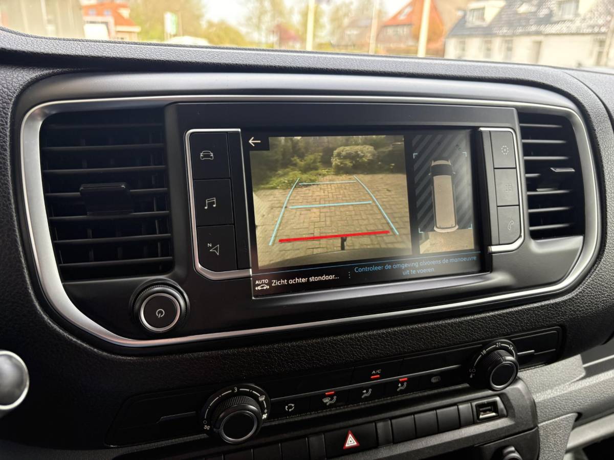 Peugeot Expert Peugeot Expert 2.0 HDI 120 Premium Dubbel Cabine | Dubbele schuifdeur | Trekhaak | Achteruitrijcamera | Dodehoek detectie | Navigatie
