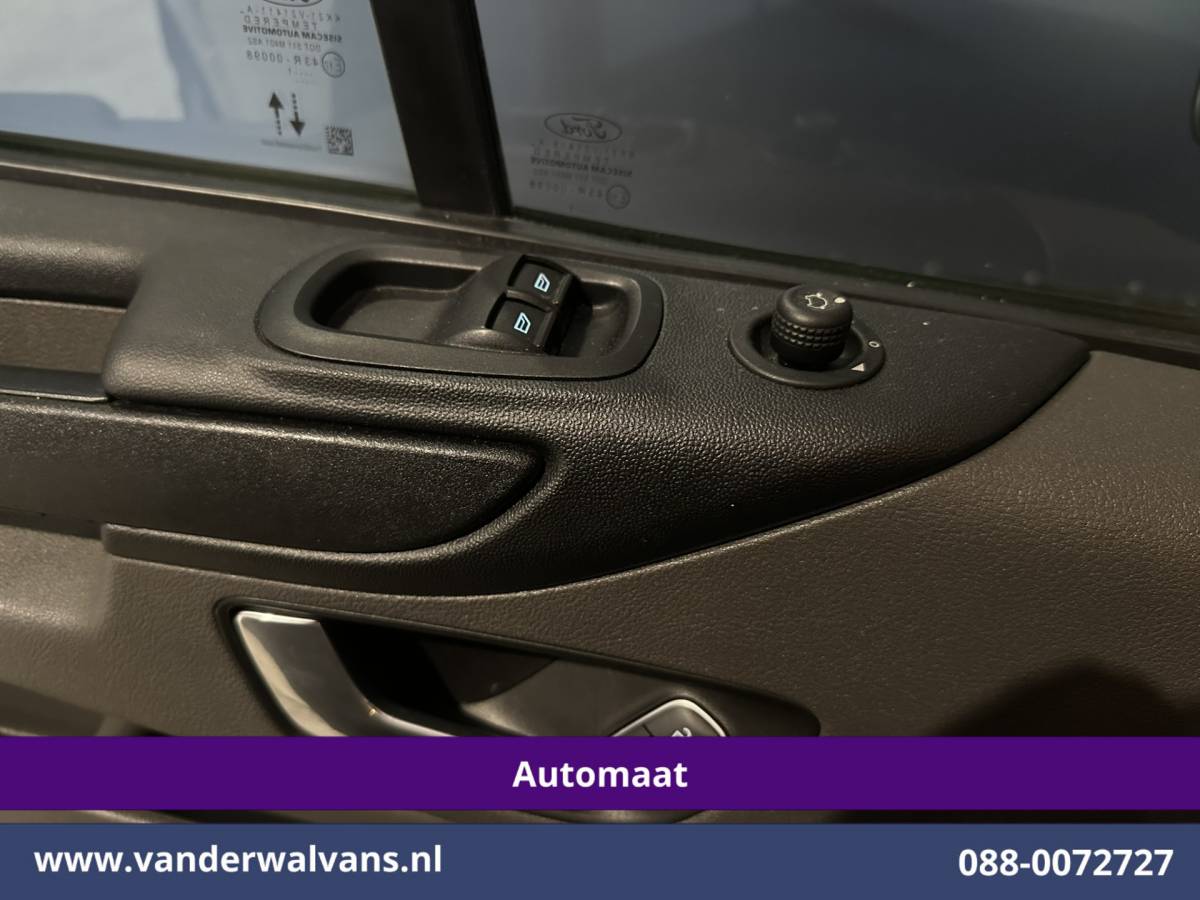 Ford Transit Custom Ford Transit Custom 2.0 TDCI 131pk Automaat L2H1 Euro6 Airco | Camera | Apple Carplay | Cruisecontrol | LED | Trekhaak Android Auto, Parkeersensoren, Bijrijdersbank
