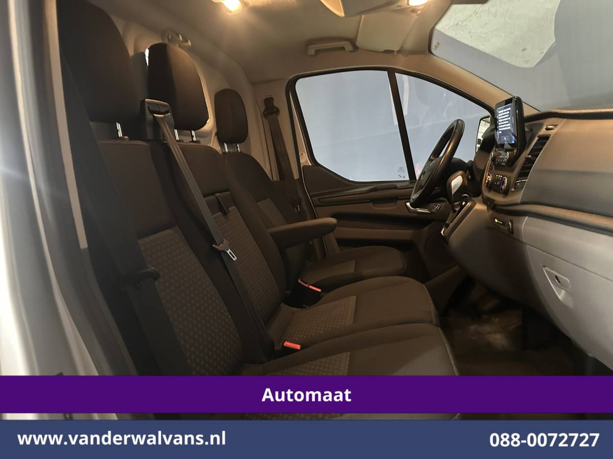 Ford Transit Custom Ford Transit Custom 2.0 TDCI 131pk Automaat L2H1 Euro6 Airco | Camera | Apple Carplay | Cruisecontrol | LED | Trekhaak Android Auto, Parkeersensoren, Bijrijdersbank