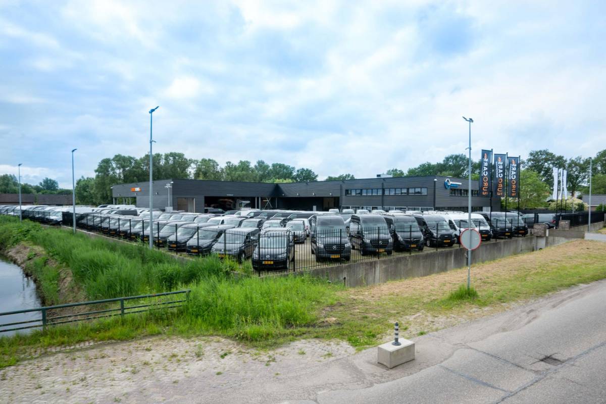 Volkswagen ID. Buzz Cargo Volkswagen ID. Buzz Cargo 77 kWh Airco Navi Wireless Carplay Adaptive Cruise Control Full LED Matrix PDC VA+ Camera