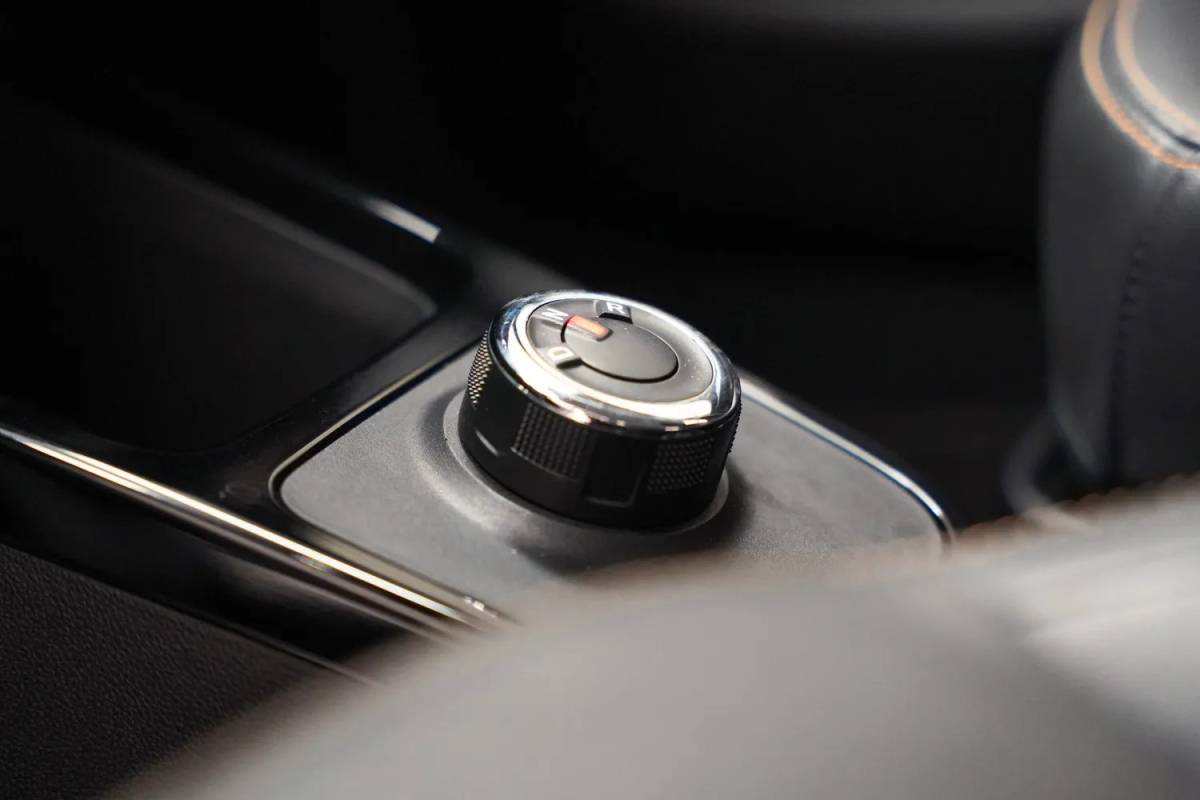 Dacia Spring Dacia Spring Comfort Plus 27 kWh [ Navi Apple Carplay / Android Camera Airco Leder ]