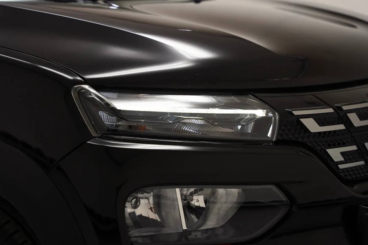 Dacia Spring Dacia Spring Comfort Plus 27 kWh [ Navi Apple Carplay / Android Camera Airco Leder ]