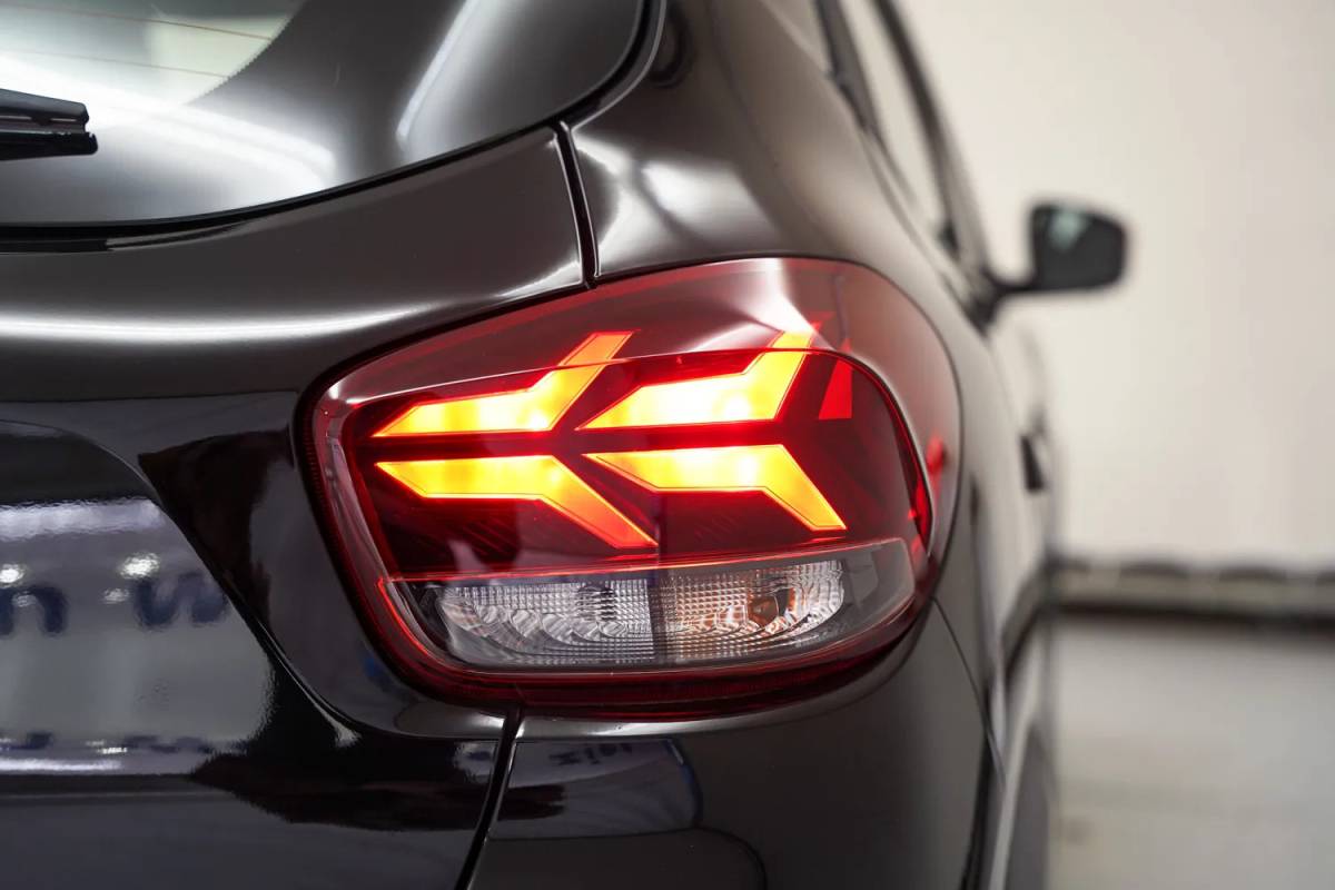 Dacia Spring Dacia Spring Comfort Plus 27 kWh [ Navi Apple Carplay / Android Camera Airco Leder ]