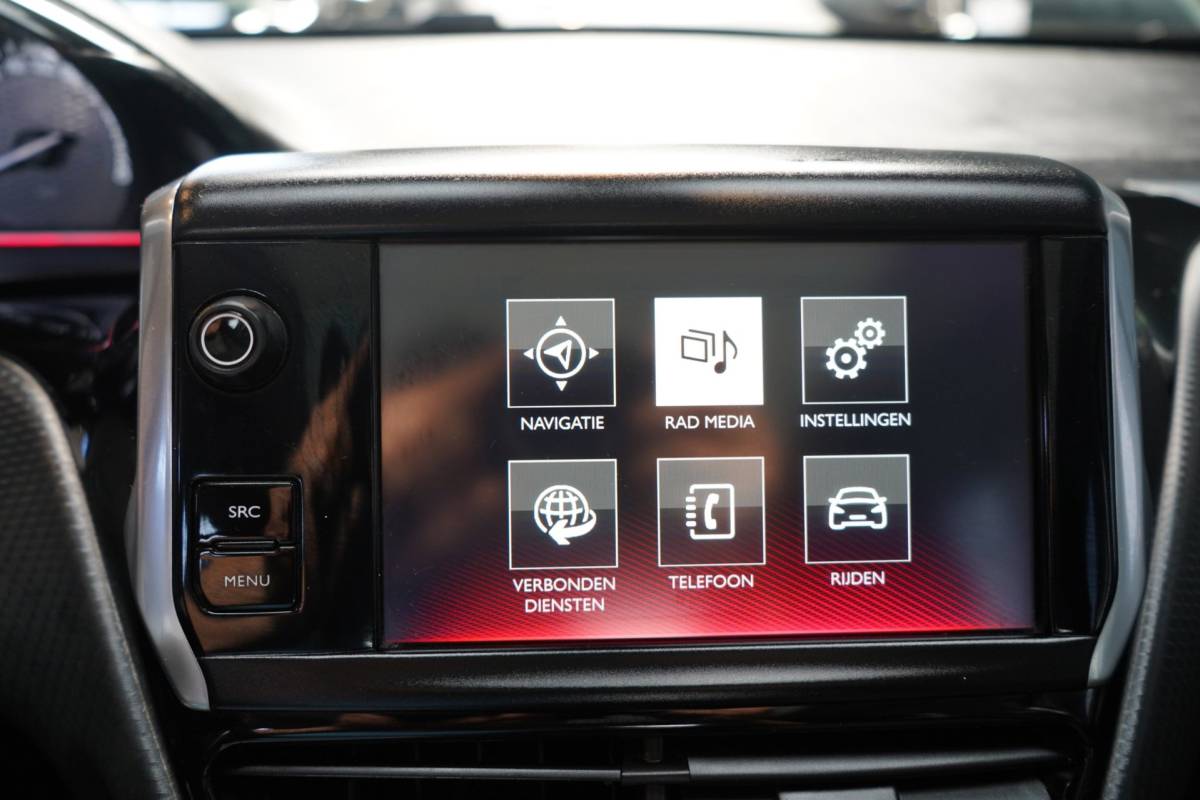 Peugeot 2008 Peugeot 2008 1.2 PureTech GT-line | PANODAK | CRUISE | AIRCO | NAVI | ELEK.RAMEN | APK |NAP|