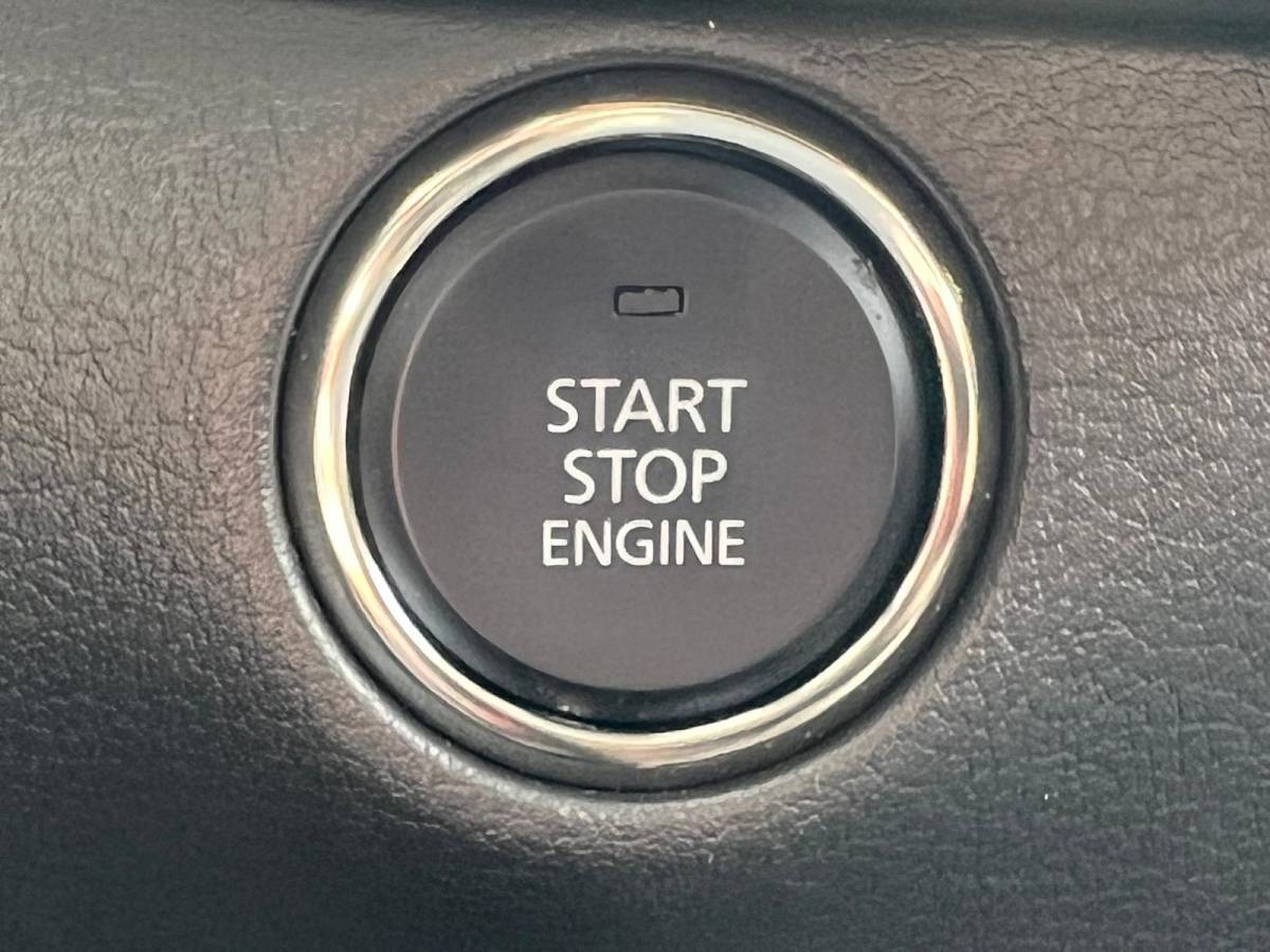 Mazda CX-30 Mazda CX-30 2.0 e-SkyActiv-X M Hybrid Luxury | TREKHAAK | 1E EIG | NED AUTO | LEER | APPLE + ANDROID AUTO | STOEL + STUURVERWARMING | 18INCH |