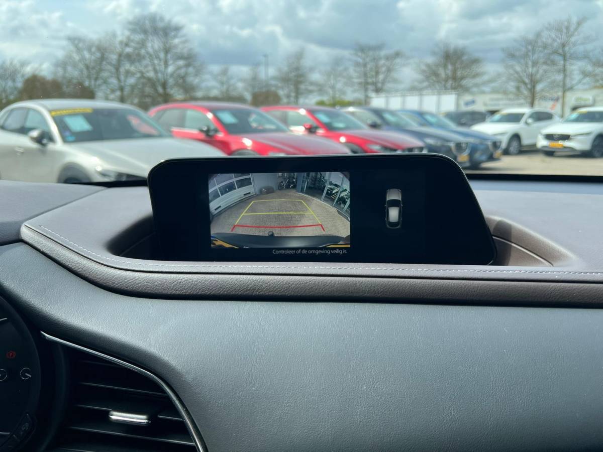 Mazda CX-30 Mazda CX-30 2.0 e-SkyActiv-X M Hybrid Luxury | TREKHAAK | 1E EIG | NED AUTO | LEER | APPLE + ANDROID AUTO | STOEL + STUURVERWARMING | 18INCH |