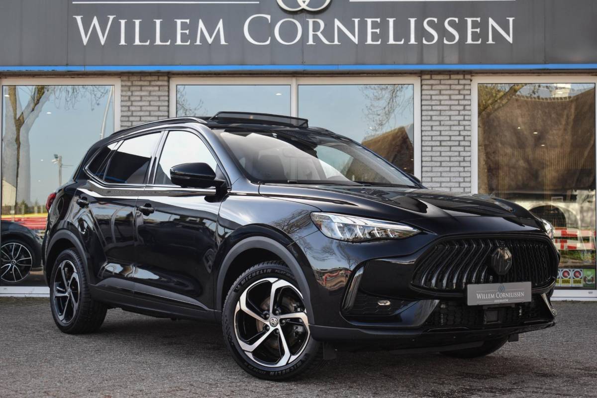 MG EHS MG EHS 1.5 TGDI Luxury Trekhaak Pano Leder 360 Camera