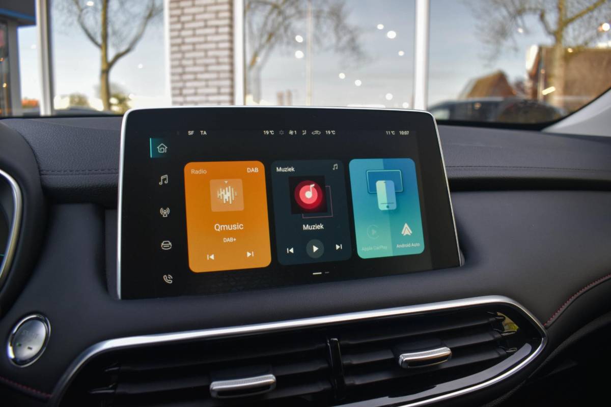 MG EHS MG EHS 1.5 TGDI Luxury Trekhaak Pano Leder 360 Camera