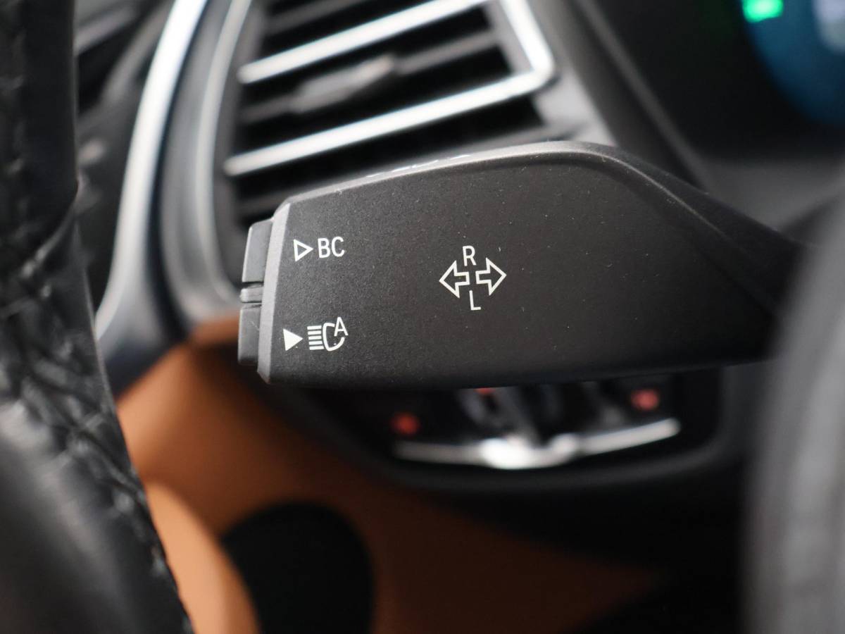 BMW iX3 BMW iX3 80 kWh FACELIFT M-SPORT + ELEKTR. TREKHAAK SPORTSTOELEN LEDER | PANORAMA | ADAPTIVE CRUISE | MEMORY