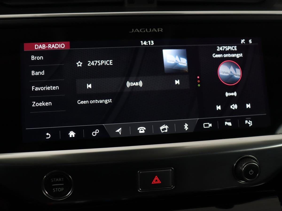 Jaguar I-PACE Jaguar I-PACE EV400 S 90 kWh | SOH 84% | Panoramadak | Leder |  Head-Up | Carplay | Camera | Park Assist | Full LED | 20” | Navigatie | DAB | Climate control | Cruise control