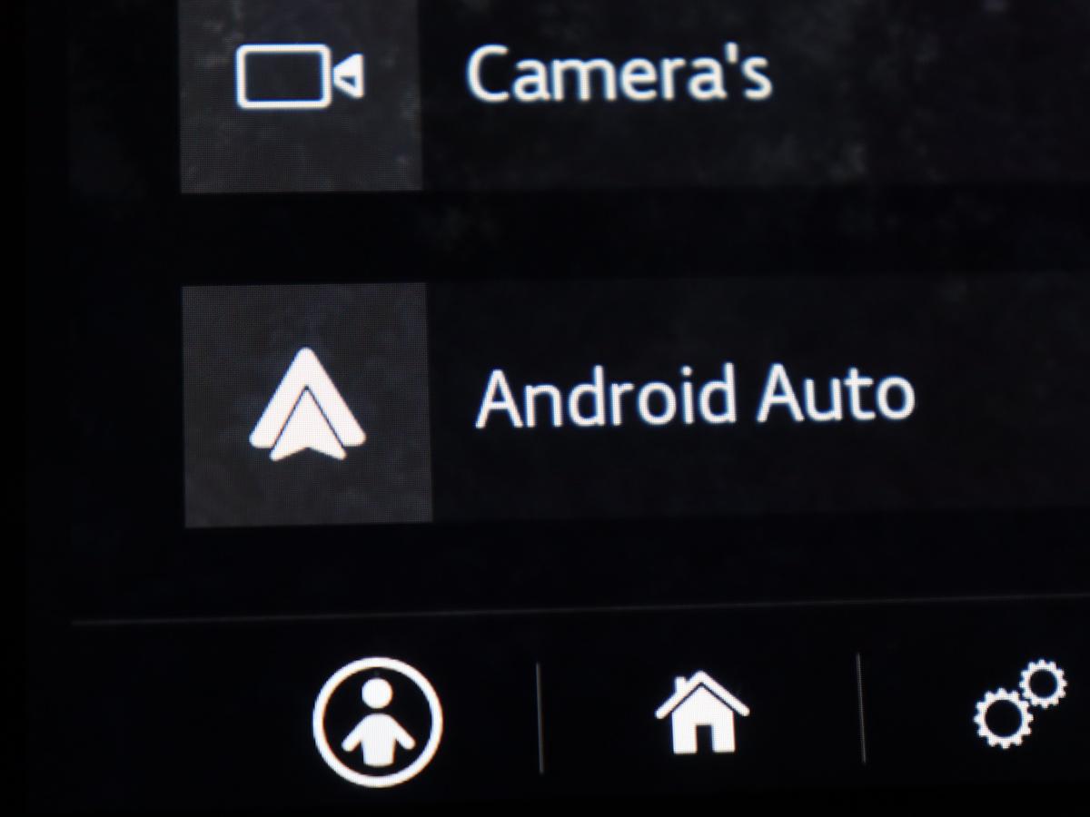 Jaguar I-PACE Jaguar I-PACE EV400 S 90 kWh | SOH 84% | Panoramadak | Leder |  Head-Up | Carplay | Camera | Park Assist | Full LED | 20” | Navigatie | DAB | Climate control | Cruise control