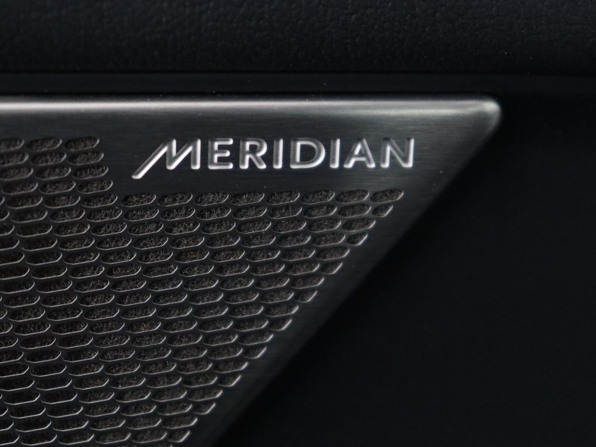 Jaguar I-PACE Jaguar I-PACE EV400 S 90 kWh | SOH 84% | Panoramadak | Leder |  Head-Up | Carplay | Camera | Park Assist | Full LED | 20” | Navigatie | DAB | Climate control | Cruise control