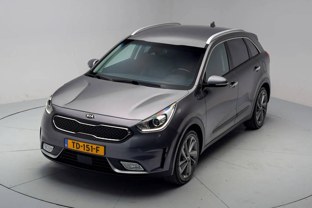 Kia Niro Kia Niro 1.6 GDi Hybrid ExecutiveLine [ JBL Audio Achterbank Verwarming Adapt.cruise ]
