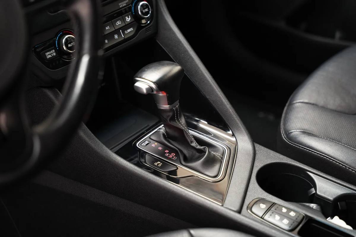 Kia Niro Kia Niro 1.6 GDi Hybrid ExecutiveLine [ JBL Audio Achterbank Verwarming Adapt.cruise ]