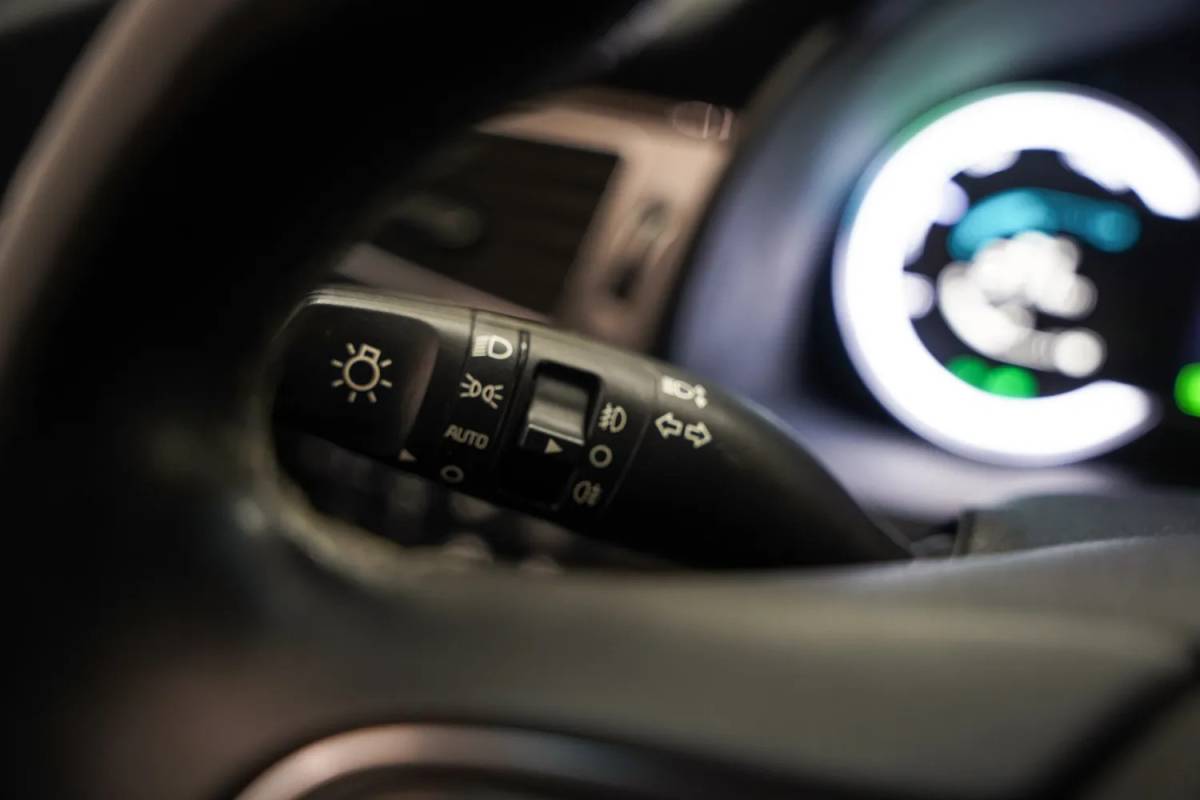 Kia Niro Kia Niro 1.6 GDi Hybrid ExecutiveLine [ JBL Audio Achterbank Verwarming Adapt.cruise ]