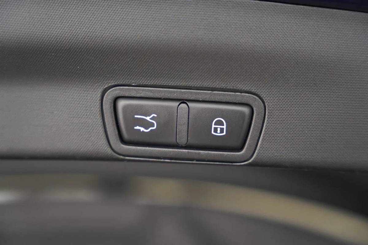 Alfa Romeo Stelvio Alfa Romeo Stelvio 2.0 T AWD 280pk Super Aut. [ Xenon Navi Half leder ]