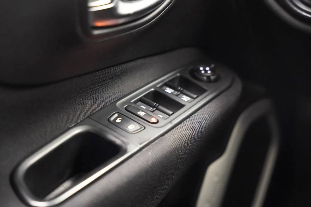 Jeep Renegade Jeep Renegade 1.4 MultiAir Longitude [ Cruise control Airco Multimedia ]