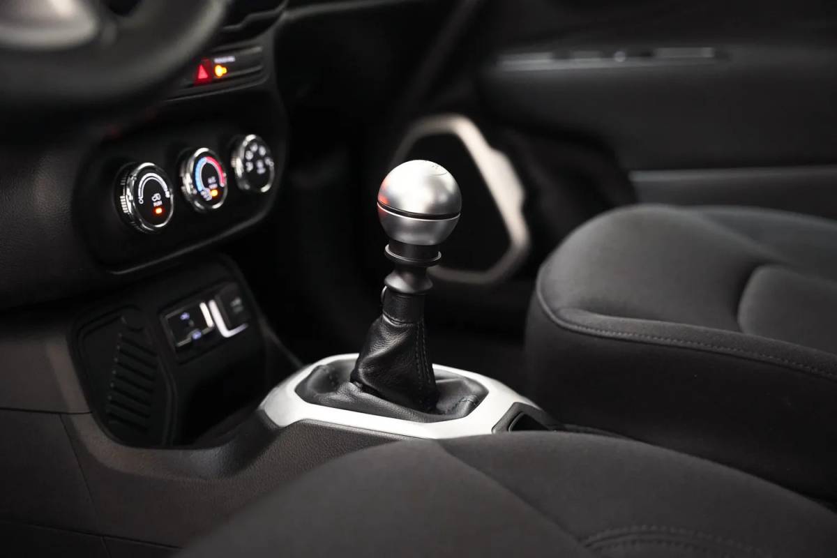 Jeep Renegade Jeep Renegade 1.4 MultiAir Longitude [ Cruise control Airco Multimedia ]