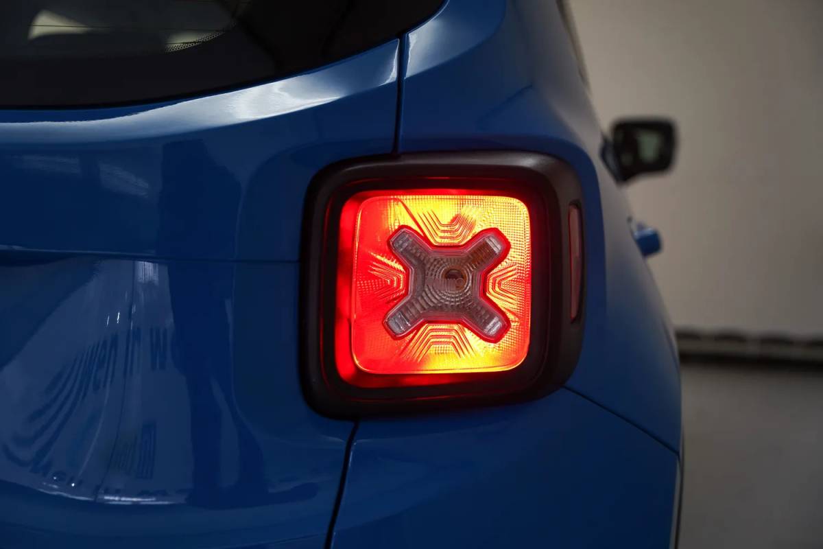 Jeep Renegade Jeep Renegade 1.4 MultiAir Longitude [ Cruise control Airco Multimedia ]