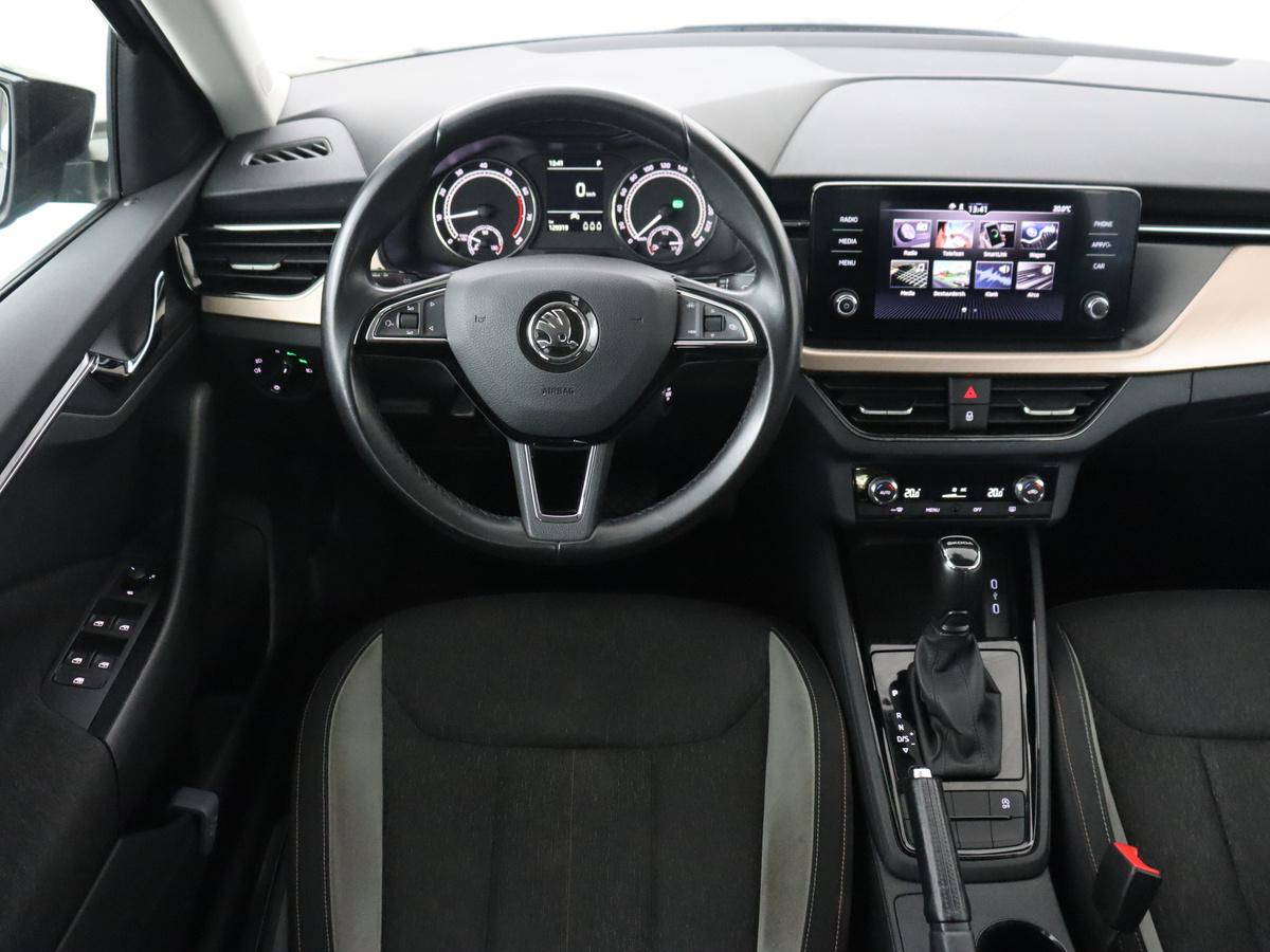 Škoda Scala Skoda Scala 1.0 TSI Style | Automaat | Trekhaak | Carplay |  Climate control | Parkeerhulp | Cruise control | Keyless | Bluetooth | Full LED