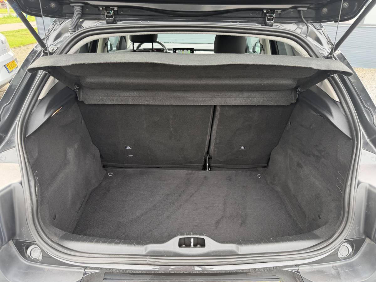 Citroën C4 Cactus Citroen C4 Cactus 1.2 PureTech One-Tone Navi,Camera,D-riem vervangen in 2023,Clima,Cruise,Lm velgen,Pdc,N.A.P,Apk tot 03-2027