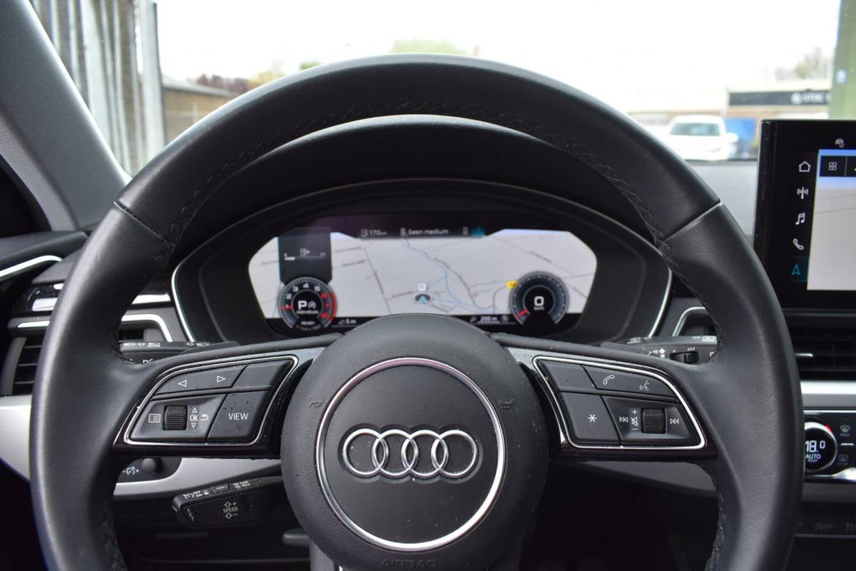 Audi A4 Audi A4 Avant 35 TFSI Advanced Edition | Matrix LED | Trekhaak | Carplay |