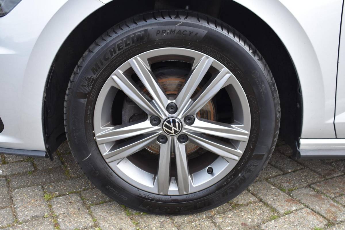 Volkswagen Polo Volkswagen Polo 1.0 TSI Highline Business R | Digitaal Dashboard | Carplay |