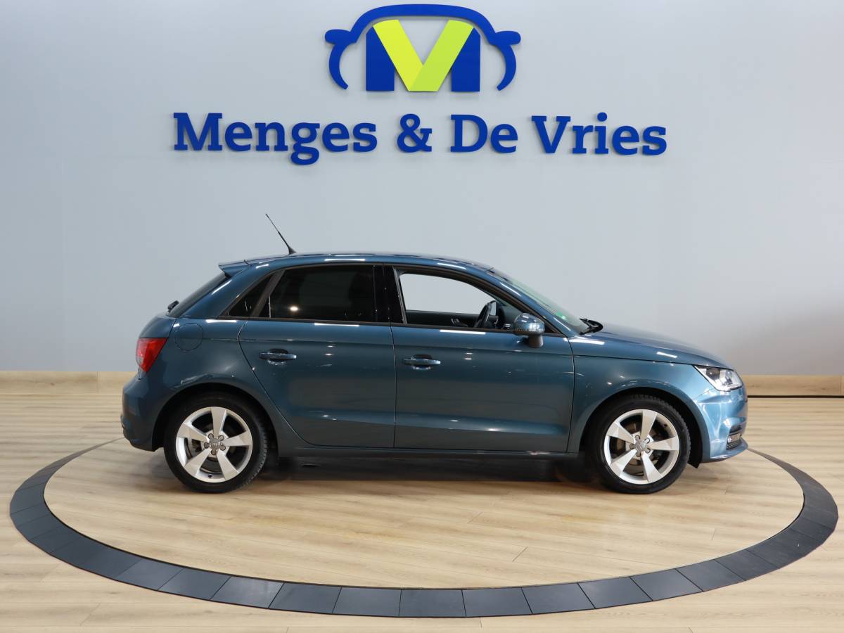 Audi A1 Sportback Audi A1 Sportback 1.0 TFSI Sport Pro Line Plus Airco | Parkeer Sensoren | Cruise Control | Stoelverwarming | Navigatie