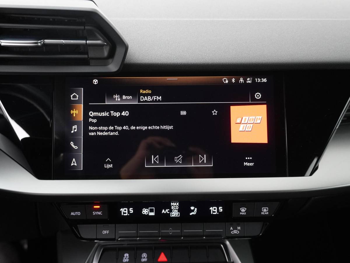 Audi A3 Audi A3 Sportback 30 TFSI Business edition – Navigatie – Climate Controle – Apple Carplay & Android Auto